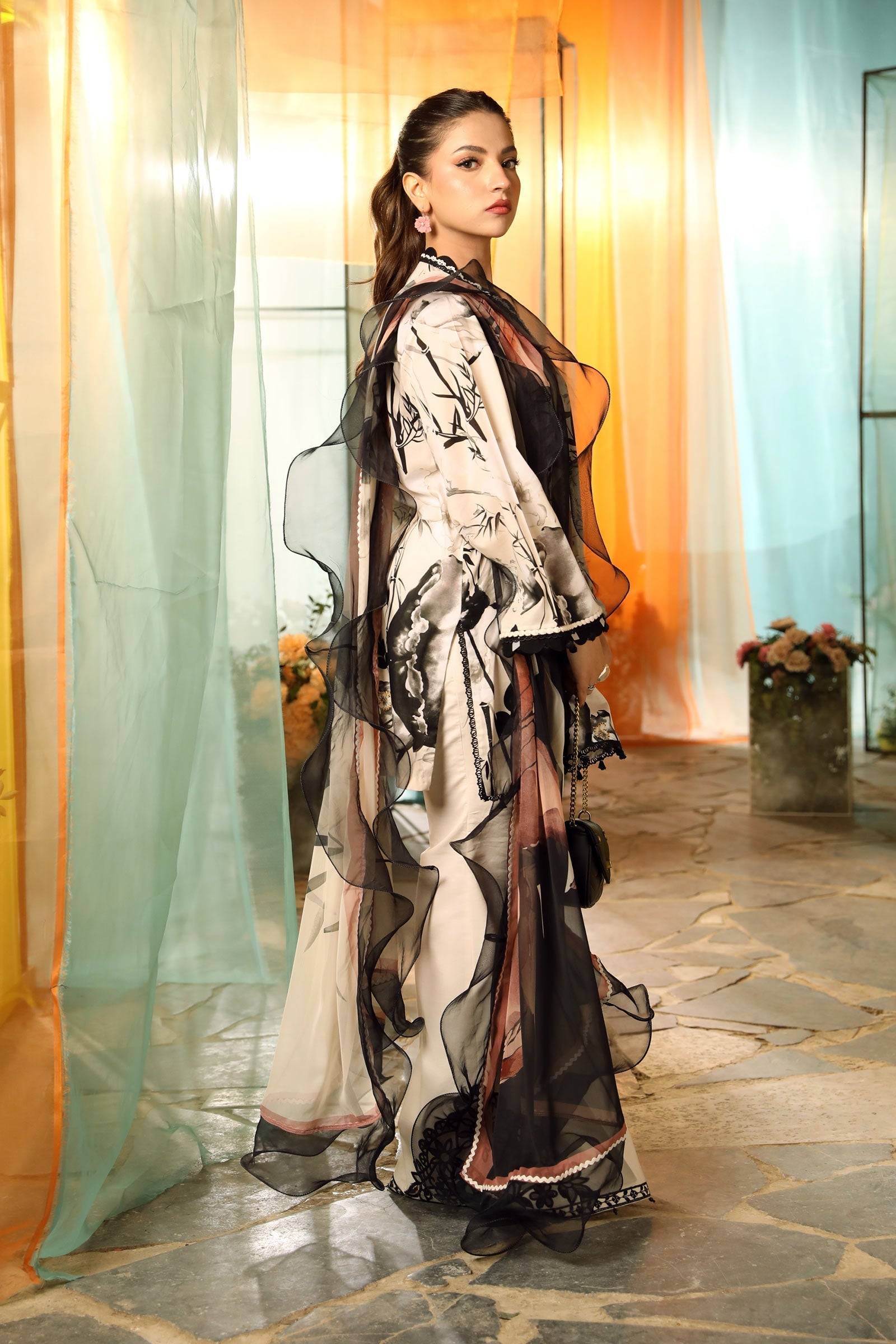 Maria B | M Basic Summer Lawn 25 | MB-CUS25-713B by Maria Faisal - Registered Vendor of : Maria B - type : Ladies Clothes - 100% original wedding dresses