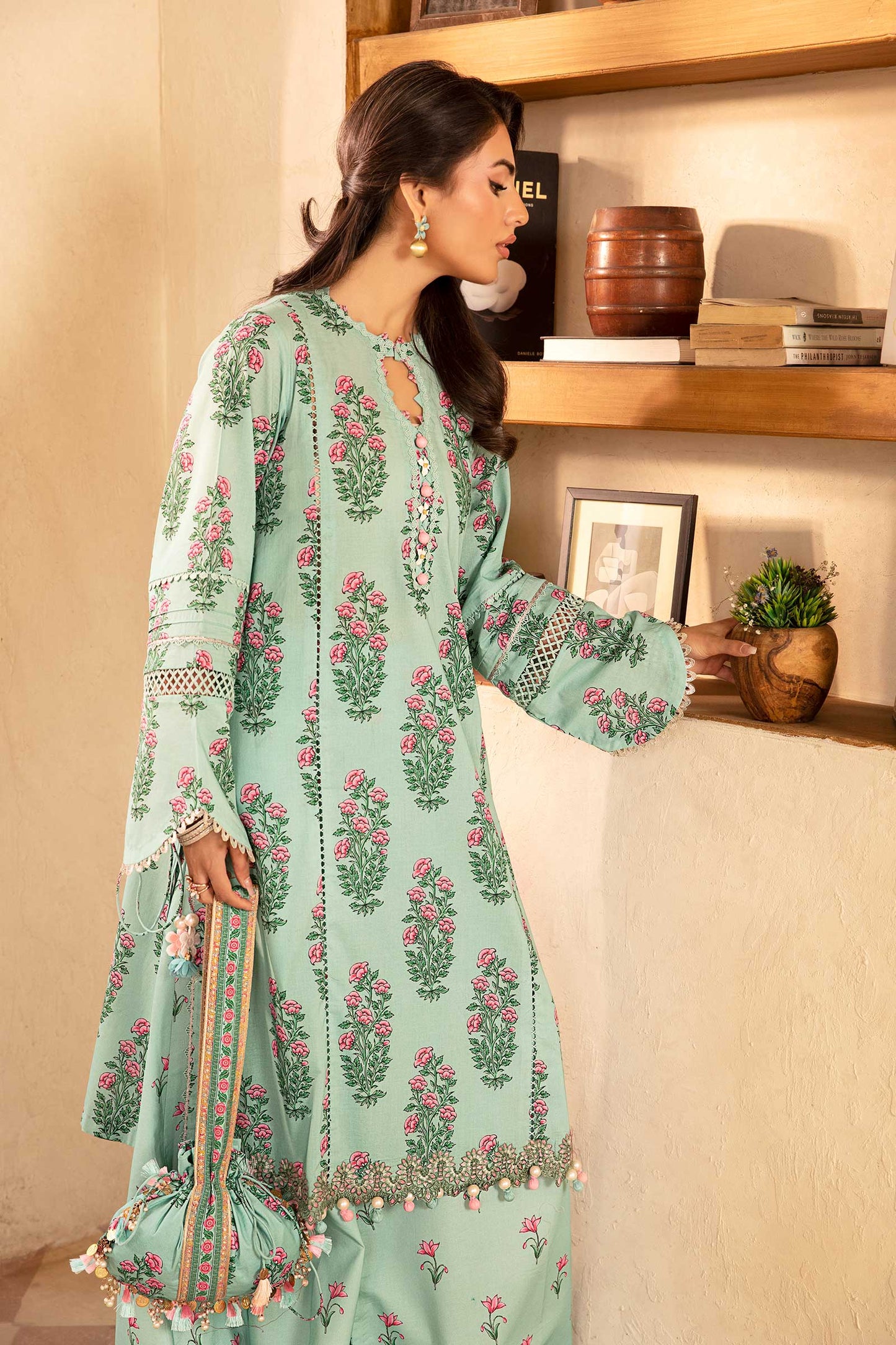 Maria B | Eid Basic Lawn | MB-CUS25-908B by Maria Faisal - Registered Vendor of : Maria B - type : Ladies Clothes - 100% original wedding dresses