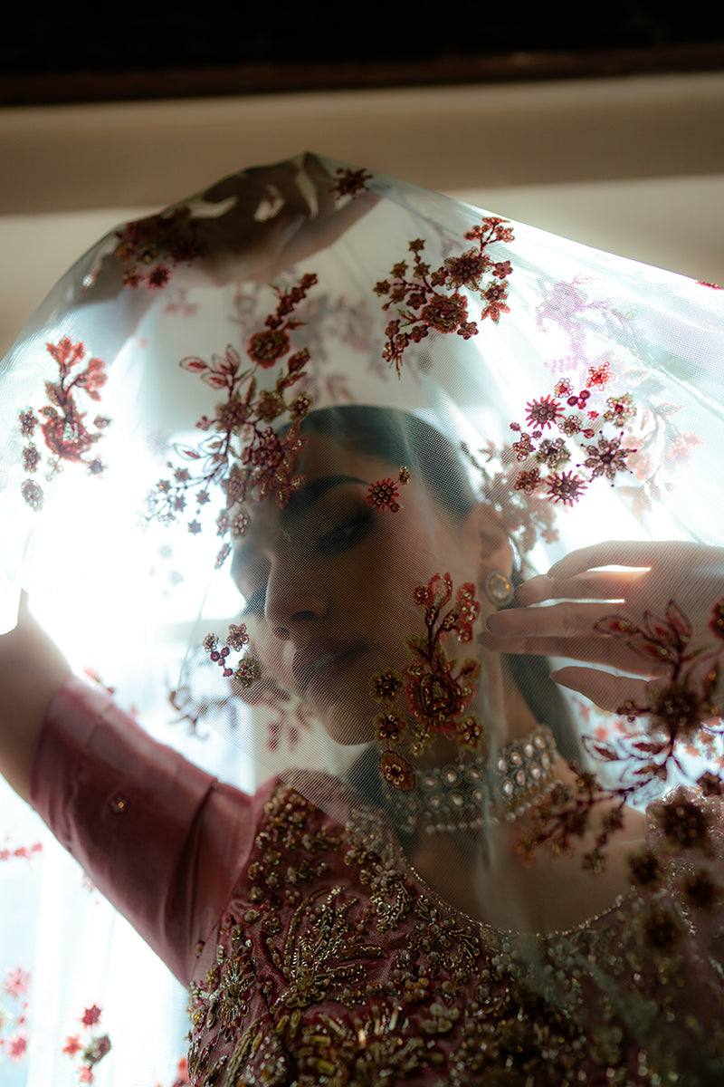 Mushq | Sunehri Resham Edit | RUSHNA - Ladies Clothes