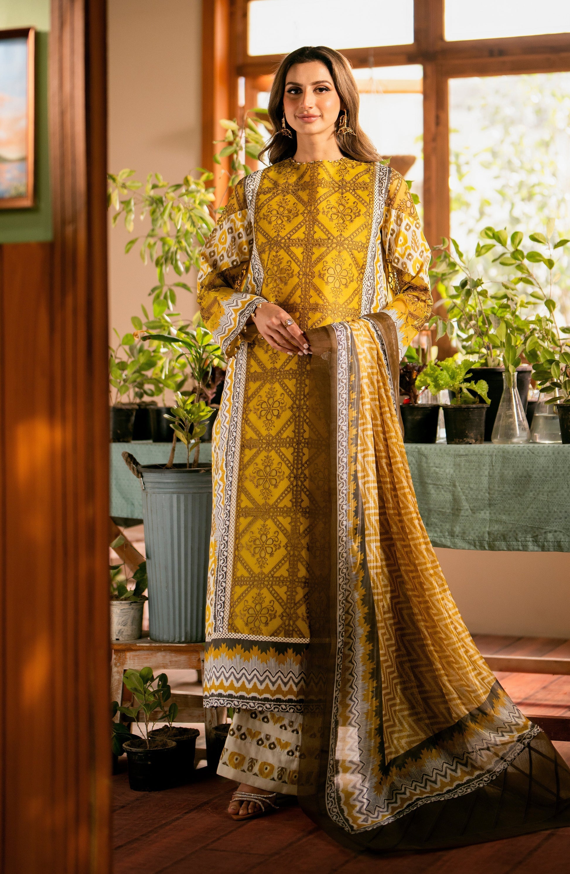 Maryum N Maria | Luxury Lawn 24 | Layla - Ladies Clothes - Maria Faisal