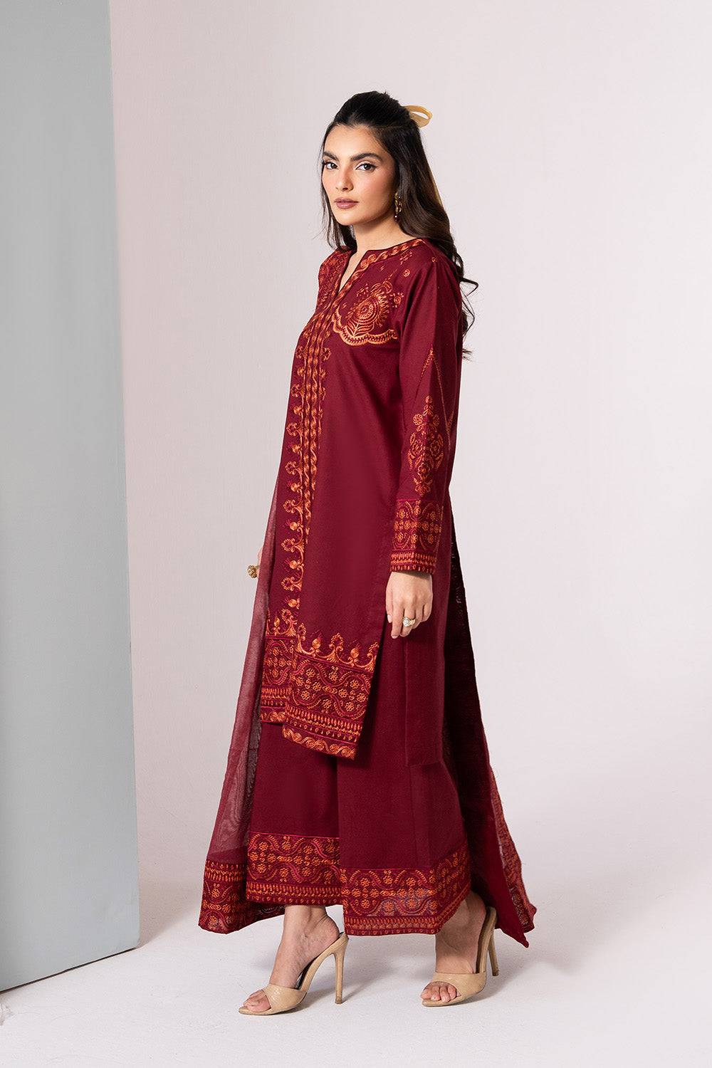 Maryum N Maria | Zuhur 25 | LIARA by Maria Faisal - Registered Vendor of : Maryum N Maria - type : Ladies Clothes - 100% original wedding dresses