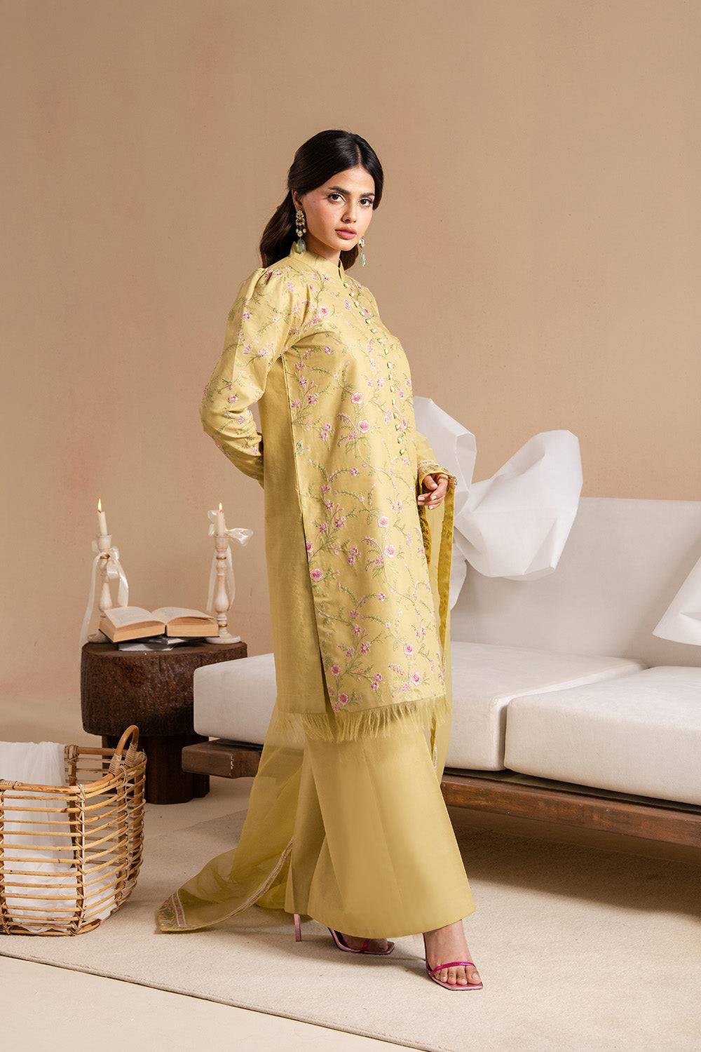 Maryum N Maria | Belle Pret | FEMI - MS50179 by Maria Faisal - Registered Vendor of : Maryum N Maria - type : Ladies Clothes - 100% original wedding dresses