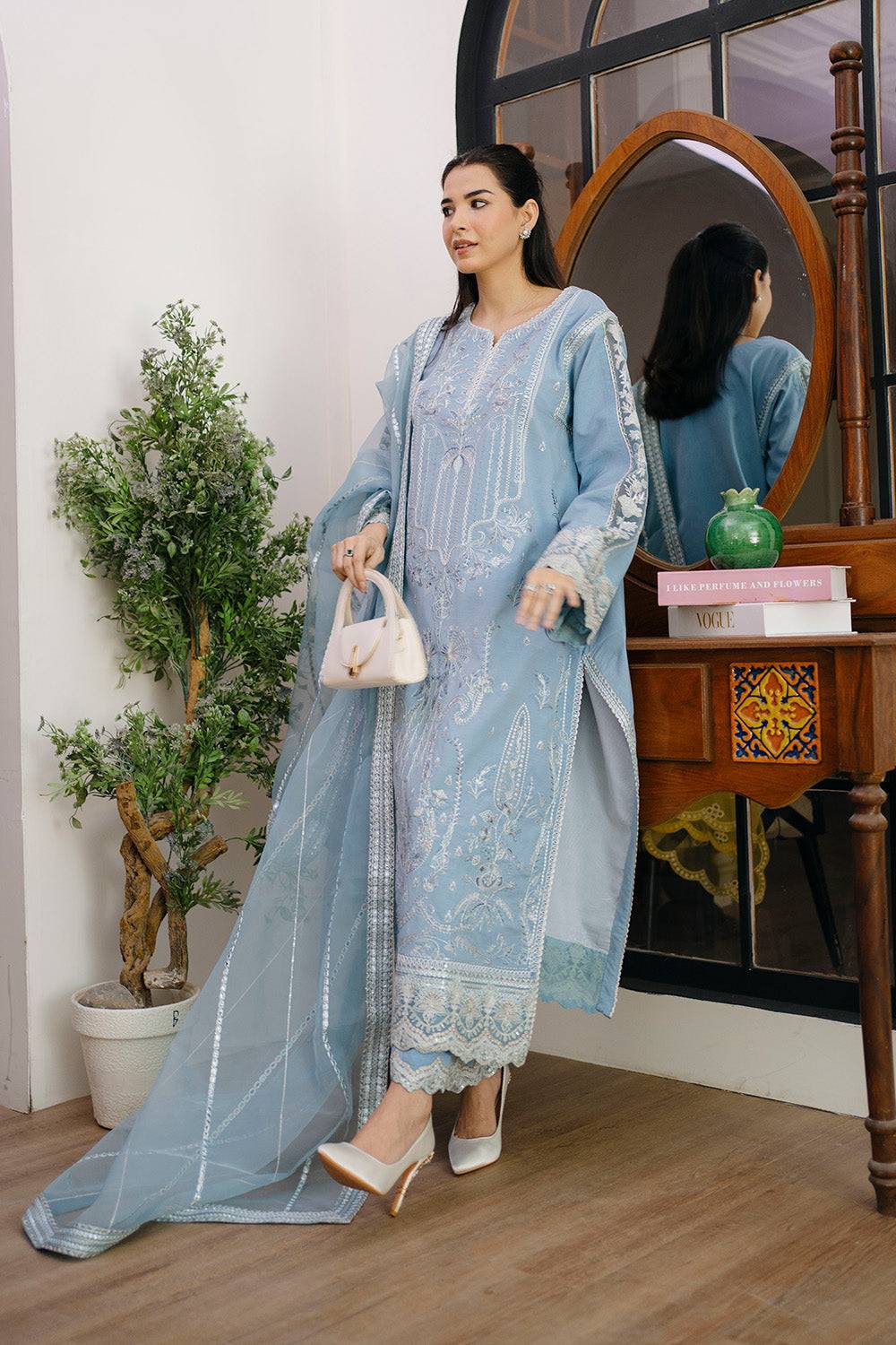 Maryam N Maria | Koel 25 | AISLING - MS50272 by Maria Faisal - Registered Vendor of : Maryam N Maria - type : Ladies Clothes - 100% original wedding dresses