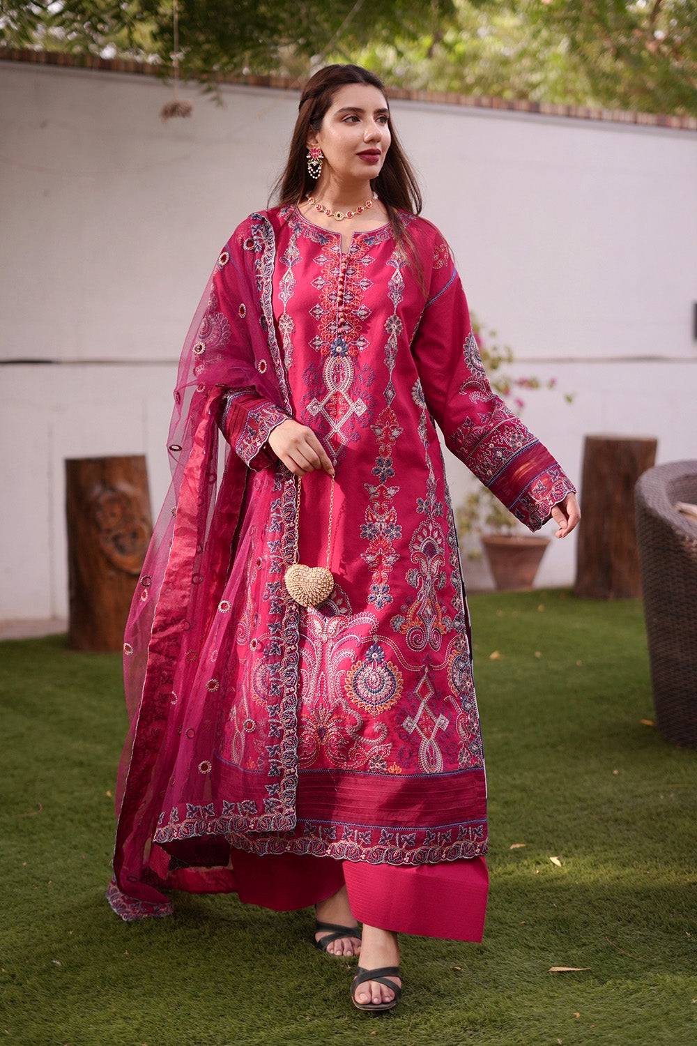 Maryam N Maria | Koel 25 | ÉABHA - MS50284 by Maria Faisal - Registered Vendor of : Maryam N Maria - type : Ladies Clothes - 100% original wedding dresses