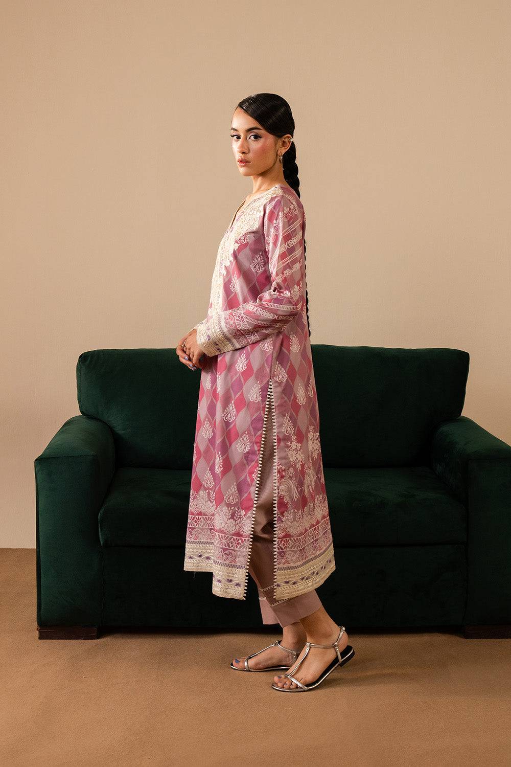Maryum N Maria | Floren Lawn | LUNA by Maria Faisal - Registered Vendor of : Maryum N Maria - type : Ladies Clothes - 100% original wedding dresses