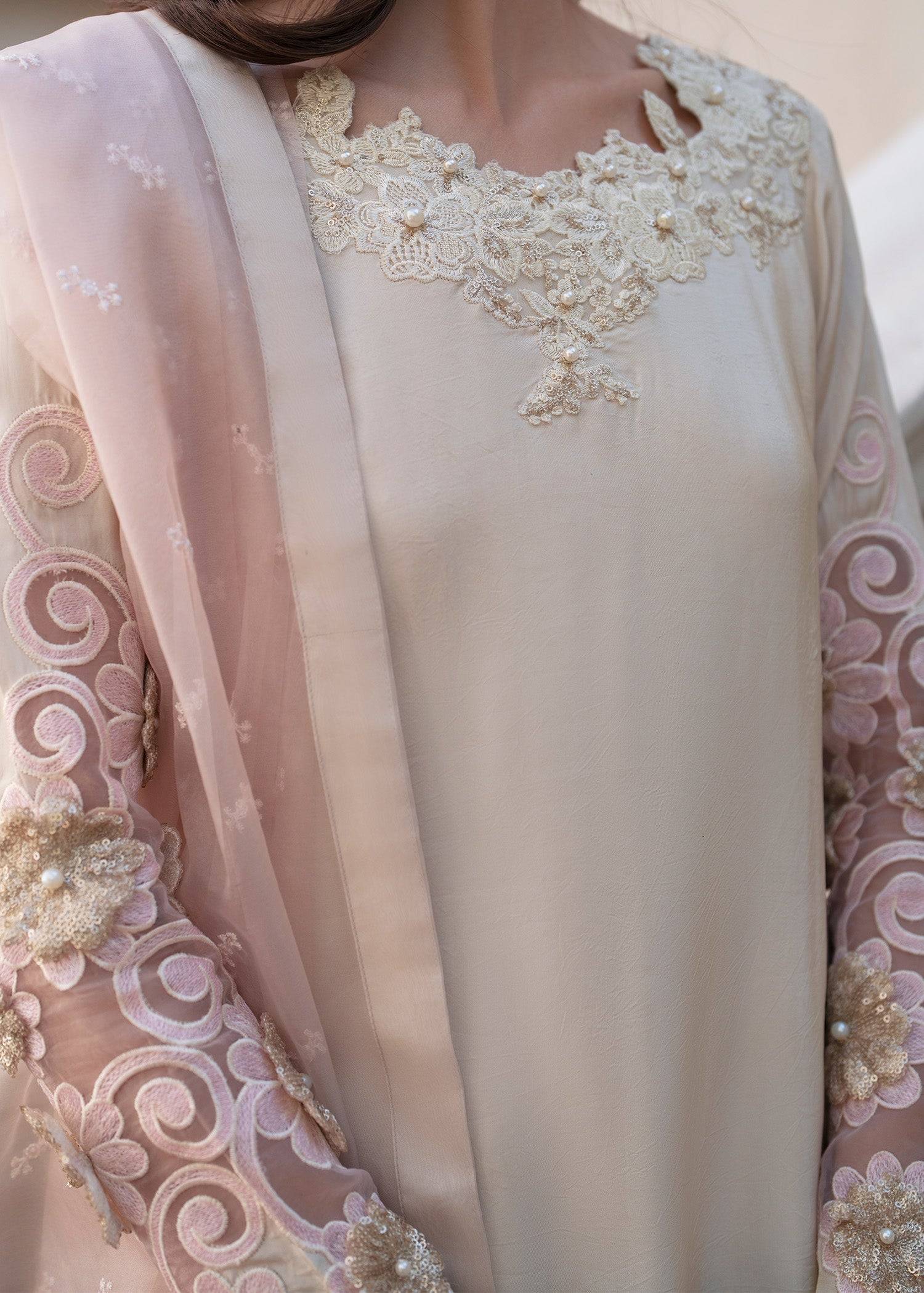 Mehak Yaqoob | Marvi Festives | Mila by Maria Faisal - Registered Vendor of : Mehak Yaqoob - type : Ladies Clothes - 100% original wedding dresses