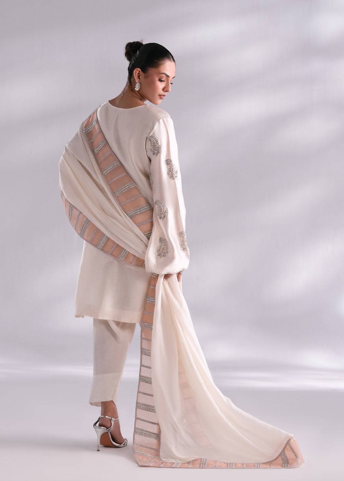 Mehak Yaqoob | Enchante The Luxe Edit | Opal by Maria Faisal - Registered Vendor of : Mehak Yaqoob - type : Ladies Clothes - 100% original wedding dresses