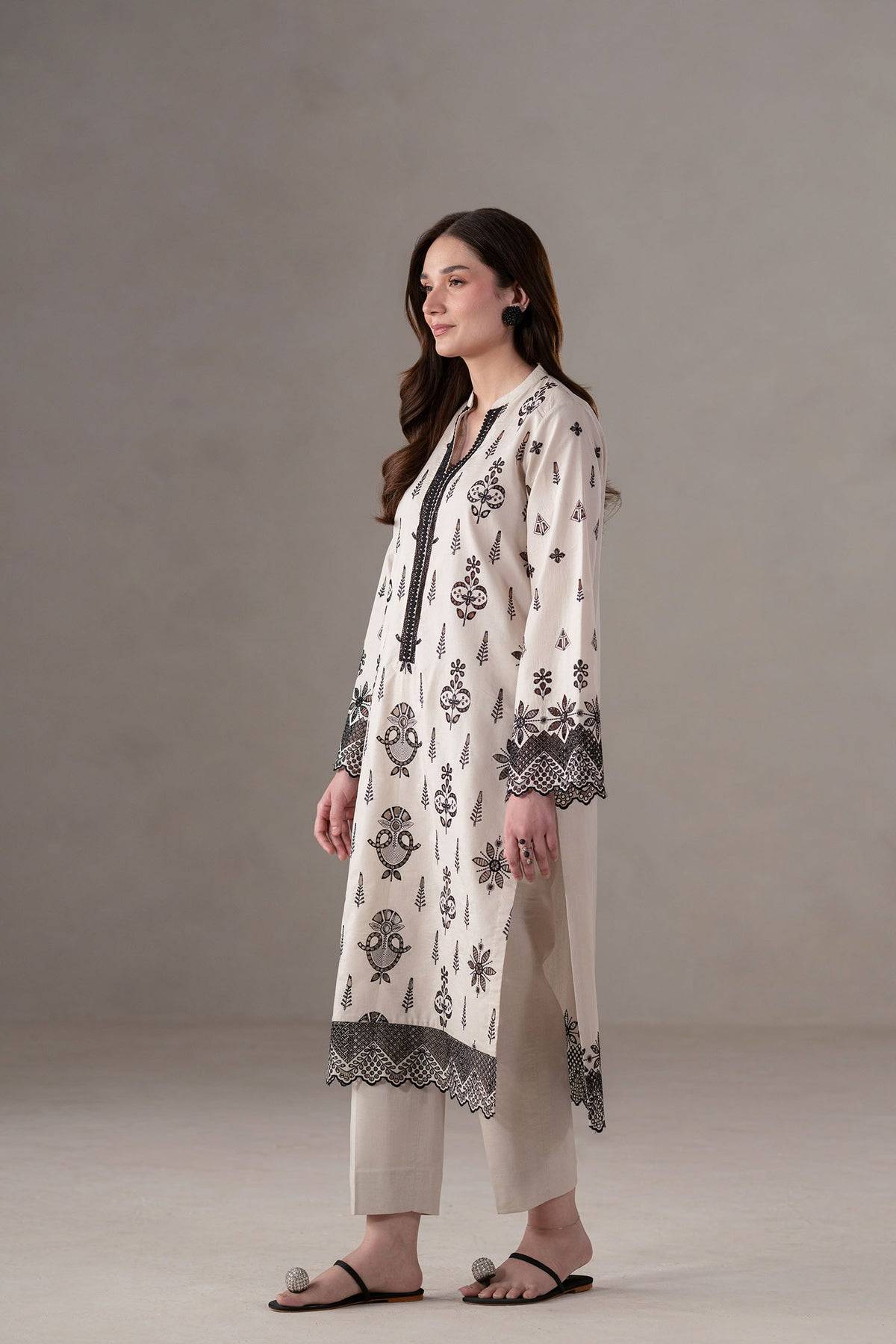 Akbar Aslam | Pret Lawn | Slate by Maria Faisal - Registered Vendor of : Akbar Aslam - type : - 100% original wedding dresses