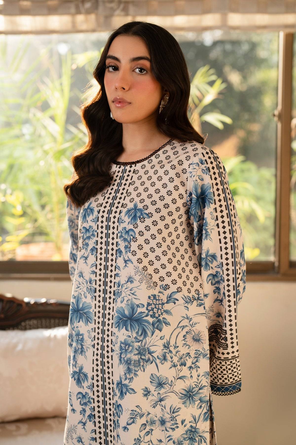 Xenia Formals | Summer Away 25 | DOTA by Maria Faisal - Registered Vendor of : Xenia Formals - type : Ladies Clothes - 100% original wedding dresses