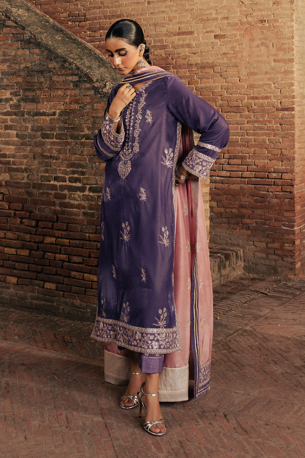 Maryum N Maria | Gulshan e Makhmal | MAELLE - MSS5606 - Formal Dress - available at Maria Faisal in UK and USA.