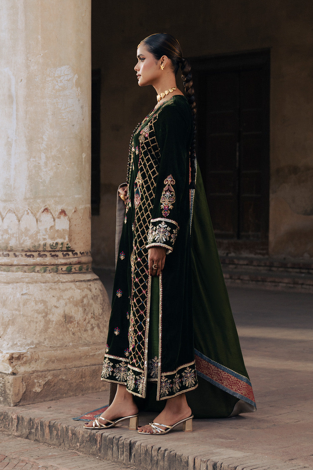 Maryum N Maria | Gulshan e Makhmal | AURELIE - MWS5886 - Formal Dress - available at Maria Faisal in UK and USA.