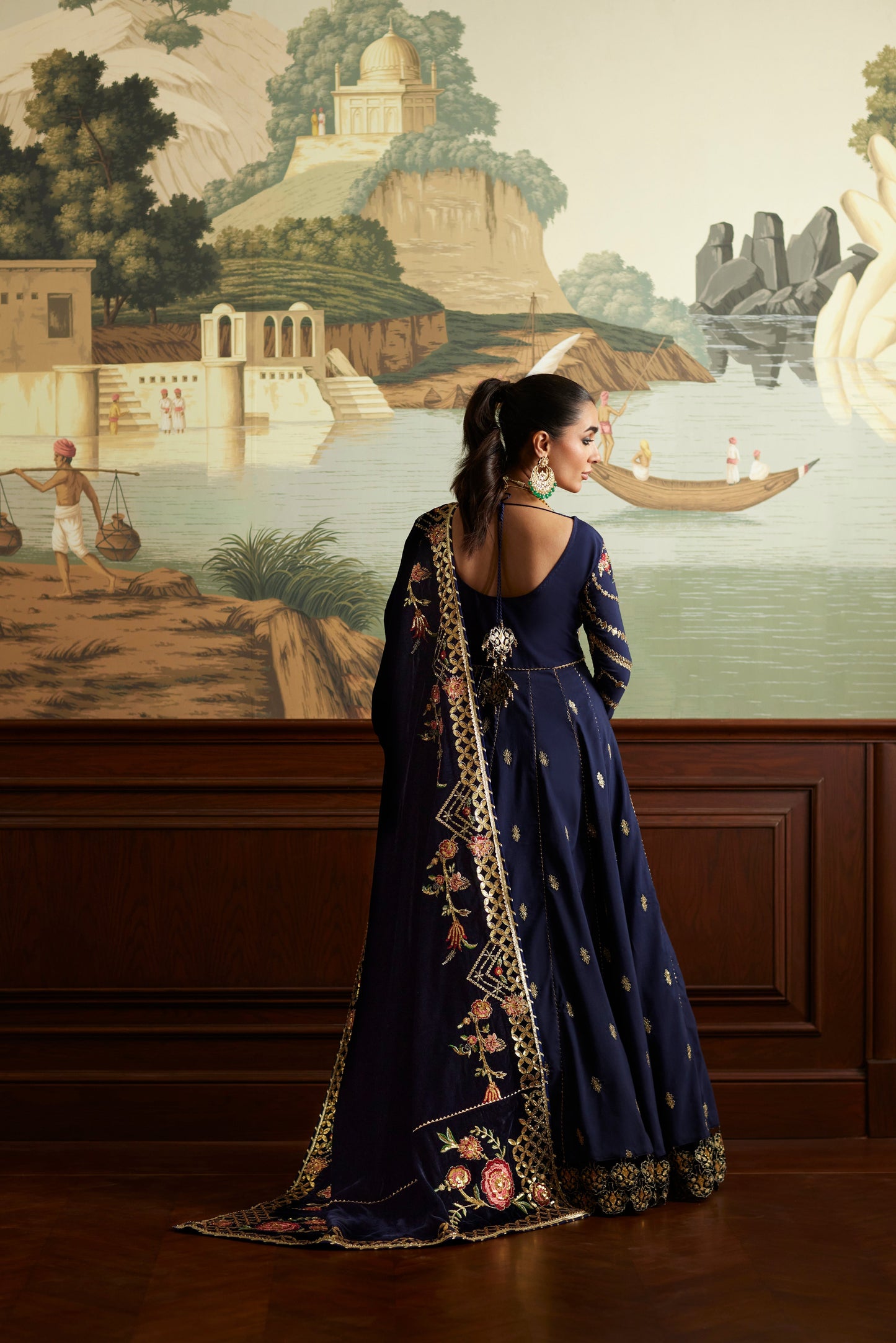 Mina Hassan | Velvet Luxe | Raniya - Ladies Clothes - Maria Faisal