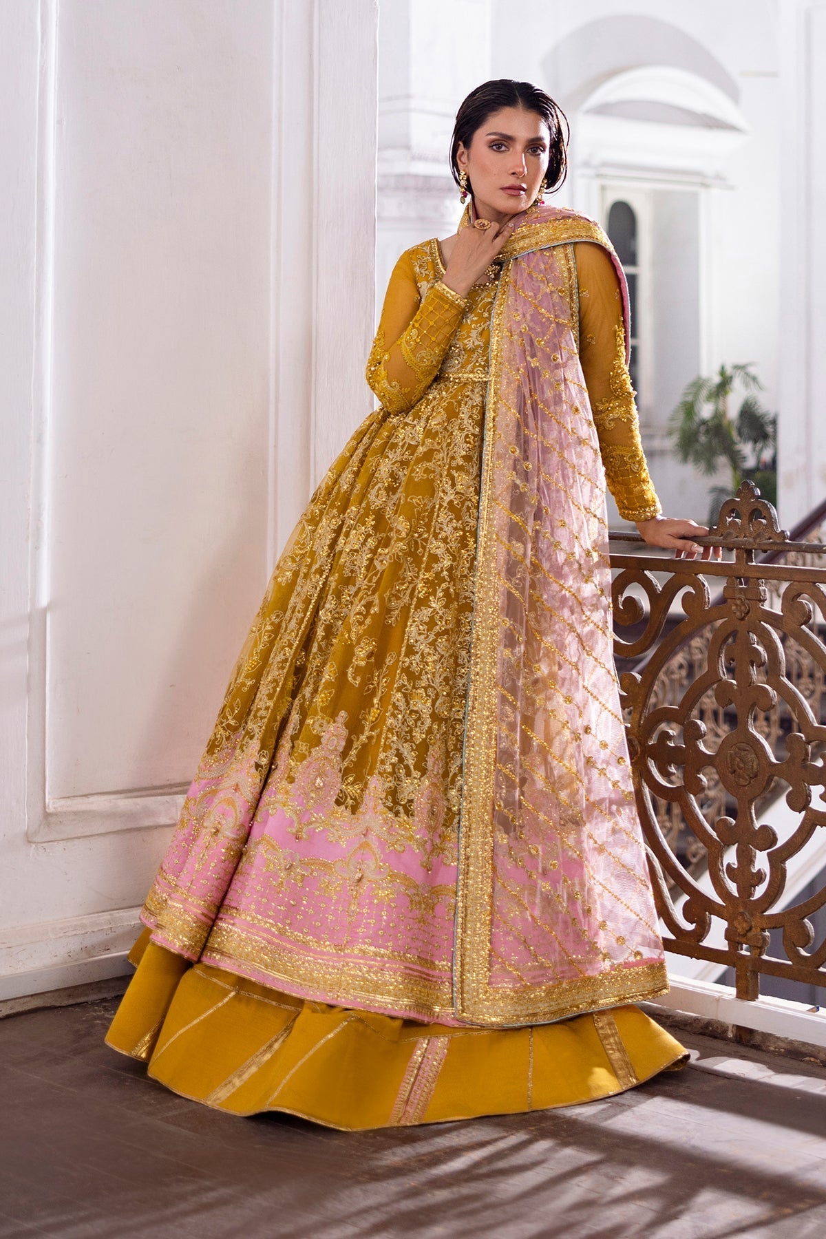 Erum Khan | Jahan Wedding 25 | Sunberry - Ladies Clothes - Maria Faisal