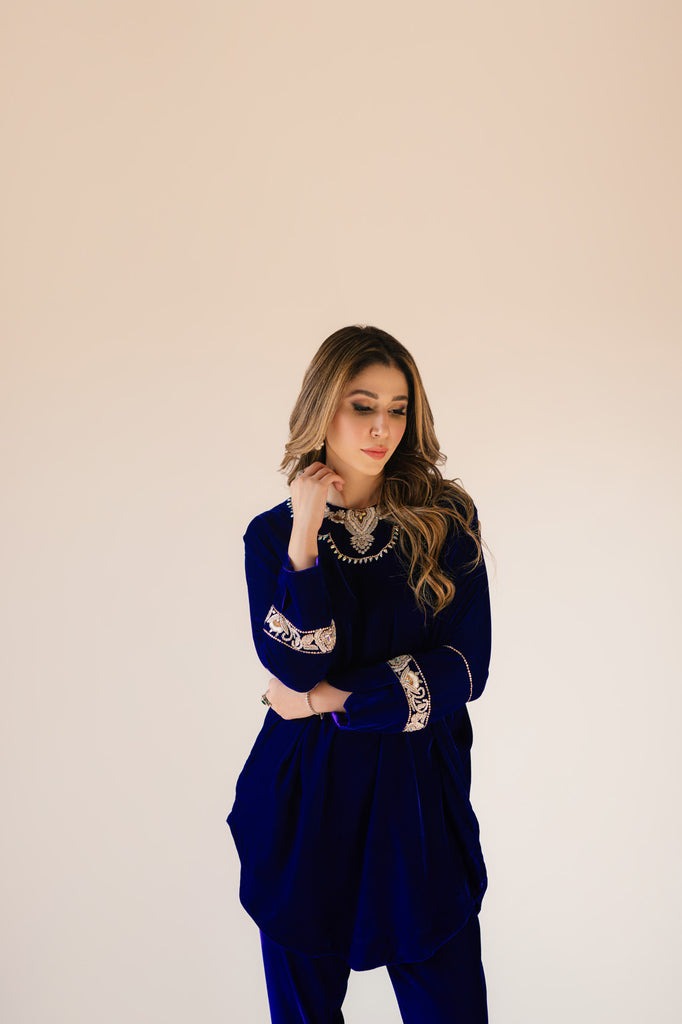 Sammy K | Velvet Festive Edit | Royal blue velvet Poncho Outfit - Ladies Clothes - Maria Faisal