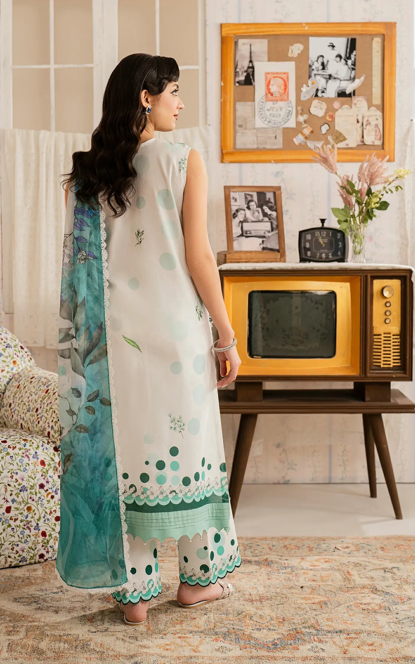 Asifa and Nabeel | Meraki Vintage 25 | Nazneen (MVL25-15) by Maria Faisal - Registered Vendor of : Asifa and Nabeel - type : Ladies Clothes - 100% original wedding dresses