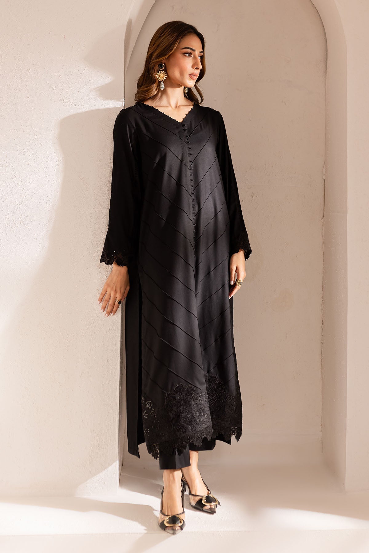 Nureh | Shades of Winter | NP-586 - Ladies Clothes - Maria Faisal