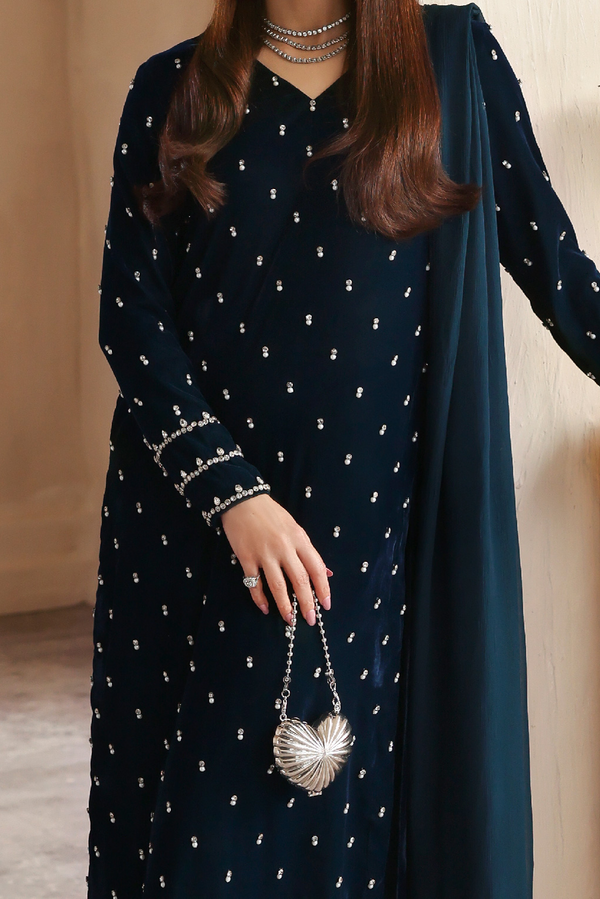 Vanya | Revuse Wedding Formals | RV-02 - Ladies Clothes - Maria Faisal