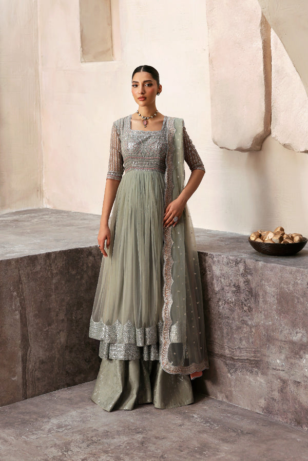 Vanya | Revuse Wedding Formals | RV-04 - Ladies Clothes - Maria Faisal
