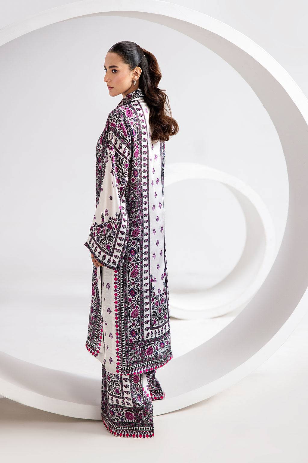 Afsanah | The Print Edit | GARDEN GLAM (extended shirt) AP-103 by Maria Faisal - Registered Vendor of : Afsanah - type : Ladies Clothes - 100% original wedding dresses