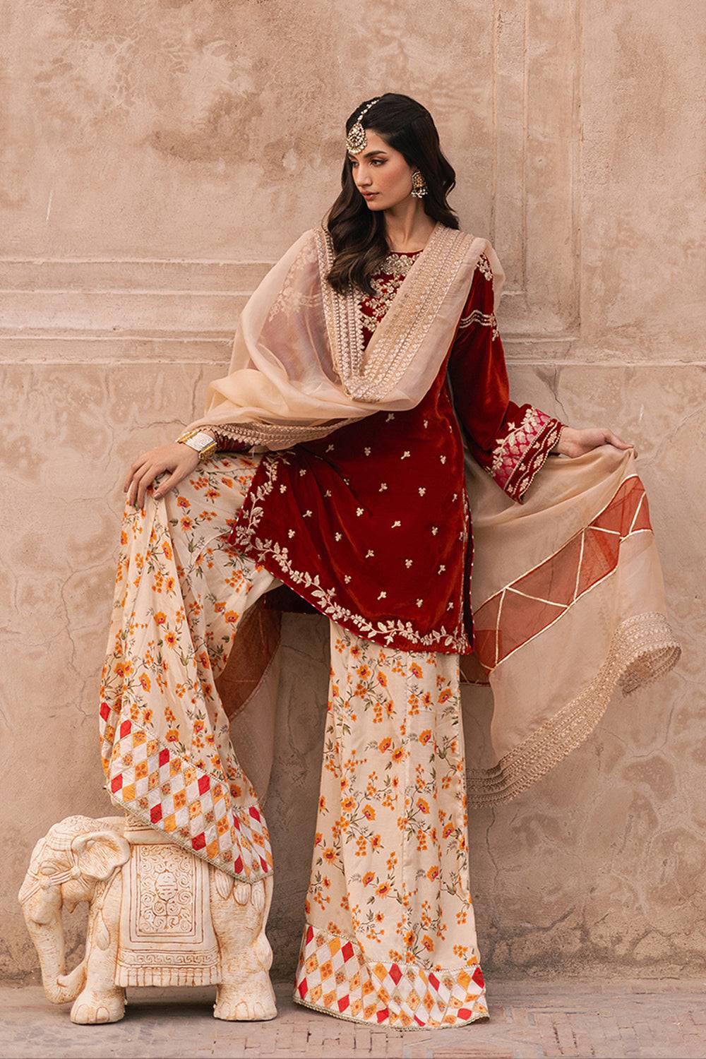 Azure | Vogue Formals | Rustic Amber by Maria Faisal - Registered Vendor of : Azure - type : Ladies Clothes - 100% original wedding dresses