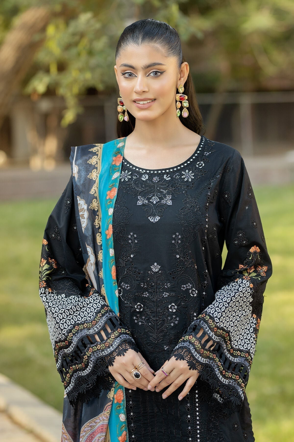 Imrozia Premium | Subah e Roshan | S.L 72 Jaanan - Designer Dress with Intricate embroidery and embellishments. Shop elegent wedding dress at Maria Faisal.