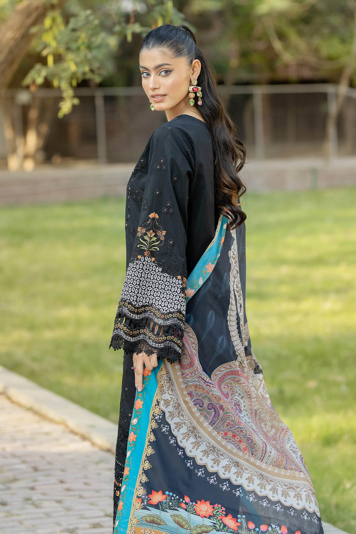 Imrozia Premium | Subah e Roshan | S.L 72 Jaanan - Designer Dress with Intricate embroidery and embellishments. Shop elegent wedding dress at Maria Faisal.