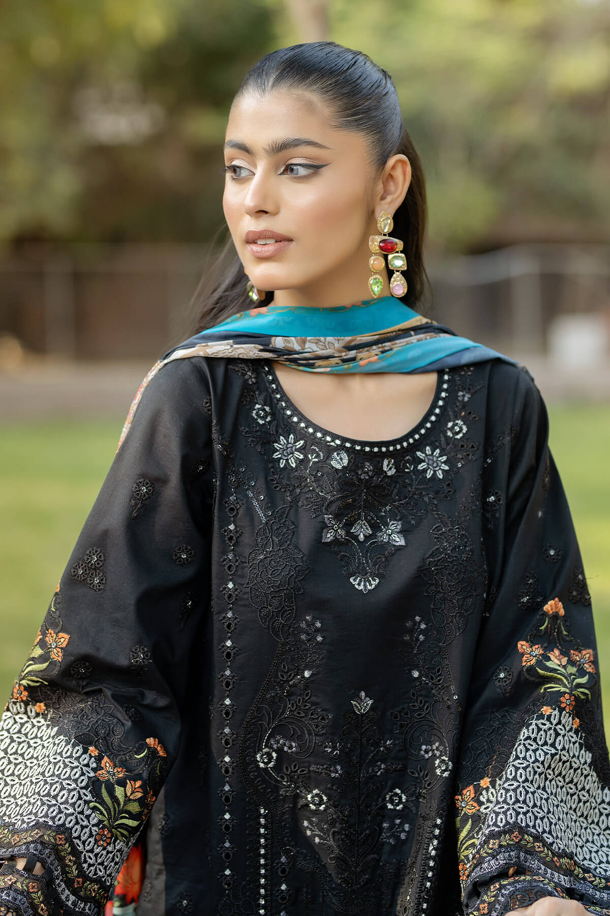 Imrozia Premium | Subah e Roshan | S.L 72 Jaanan - Designer Dress with Intricate embroidery and embellishments. Shop elegent wedding dress at Maria Faisal.