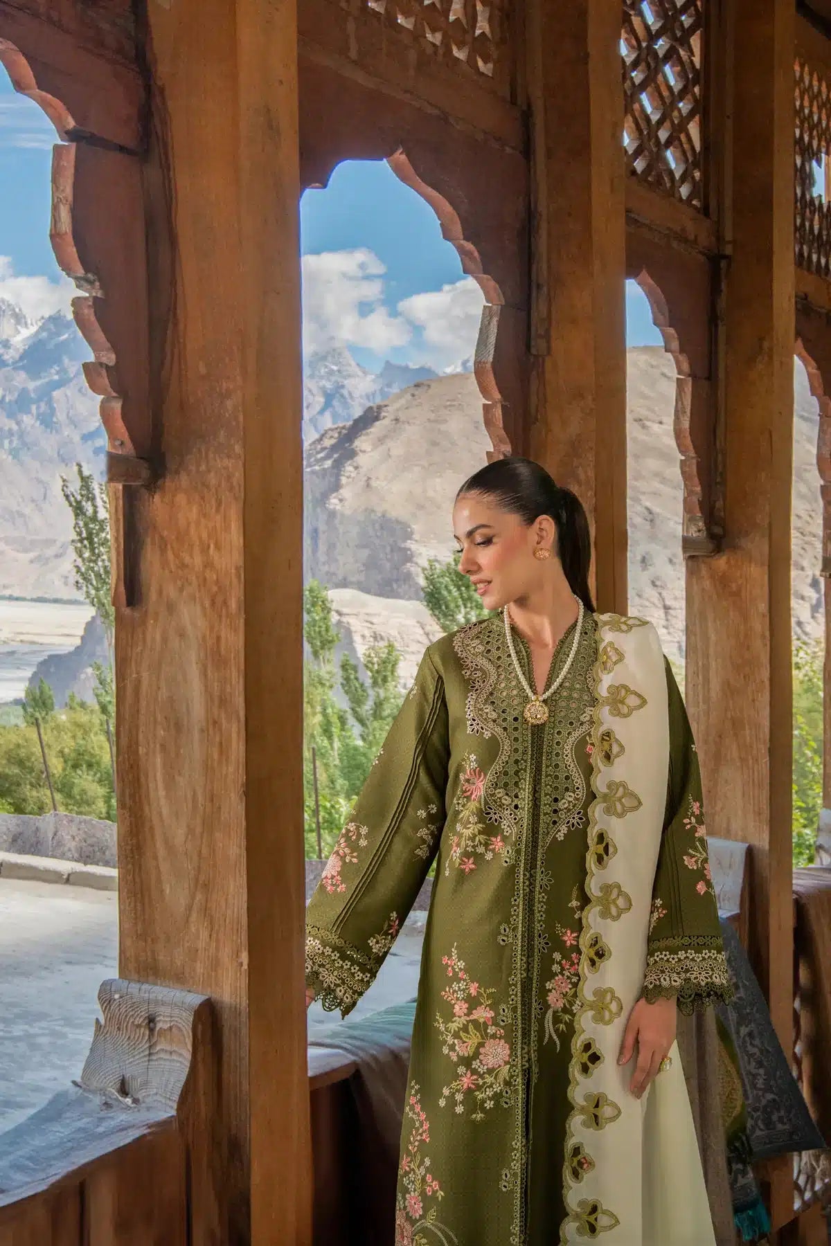 Sable Vogue | Winter 23 | SWC-06-23