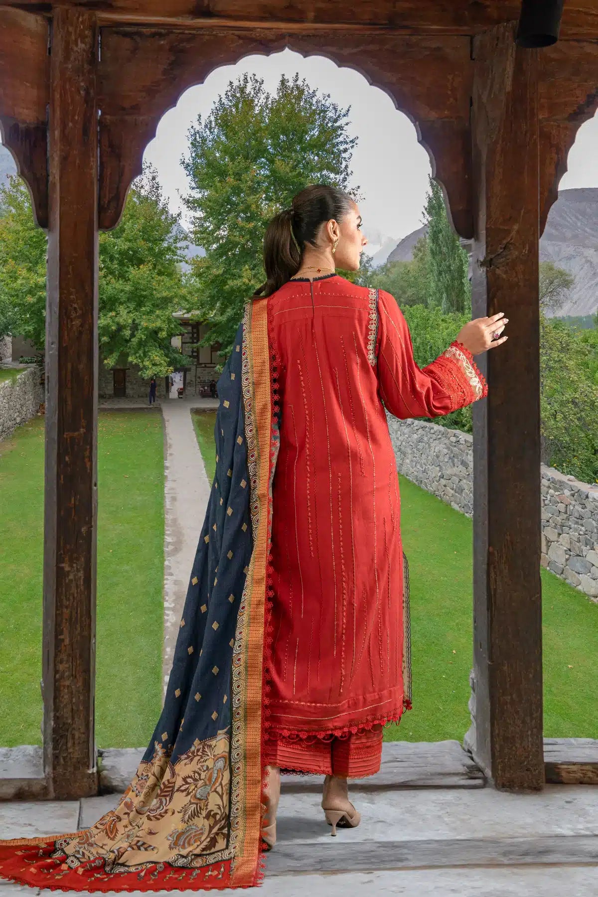 Sable Vogue | Winter 23 | SWC-09-23