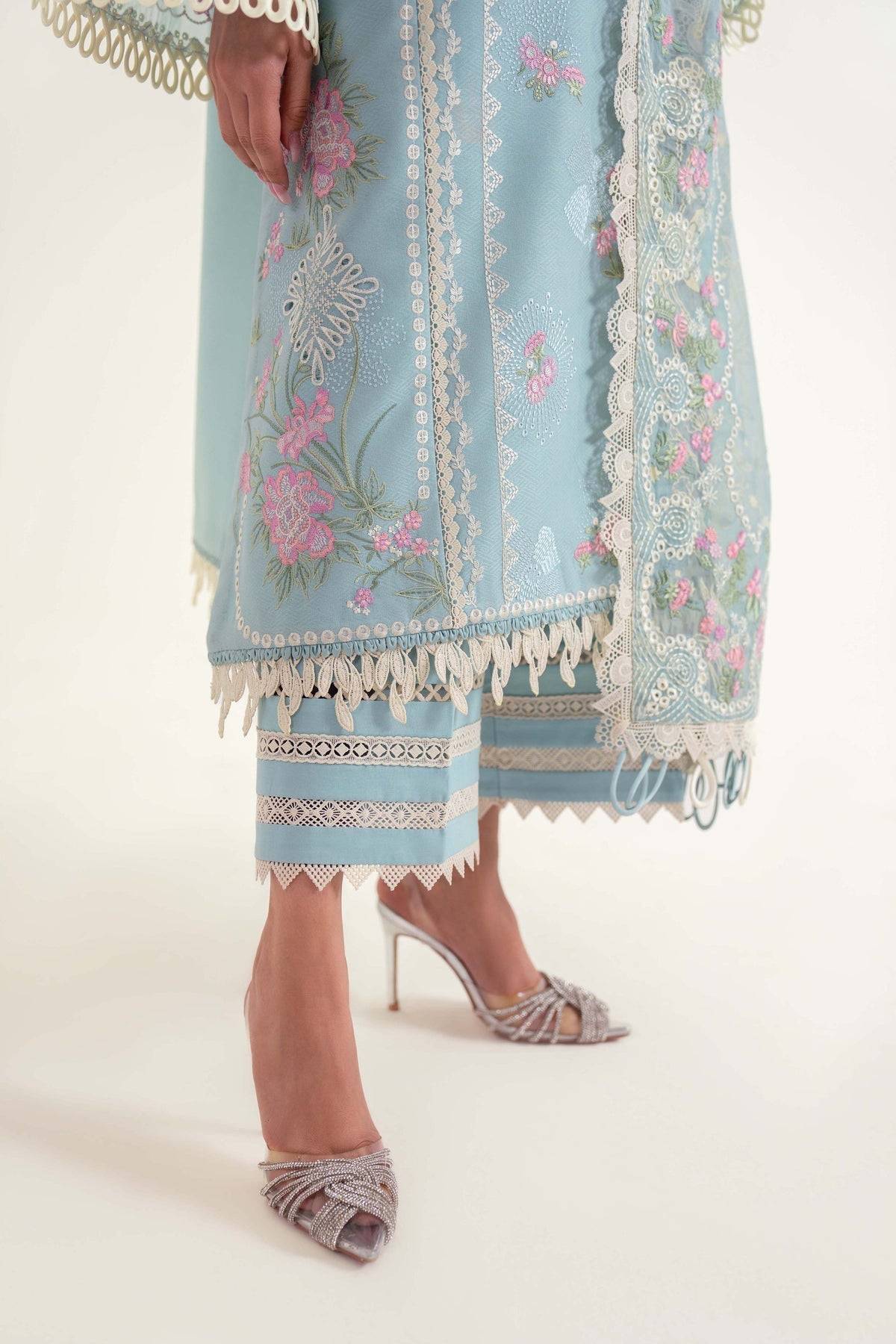 Sable Vogue | Luxury Lawn 25 | SL-06-25-V2 by Maria Faisal - Registered Vendor of : Sable Vogue - type : Ladies Clothes - 100% original wedding dresses