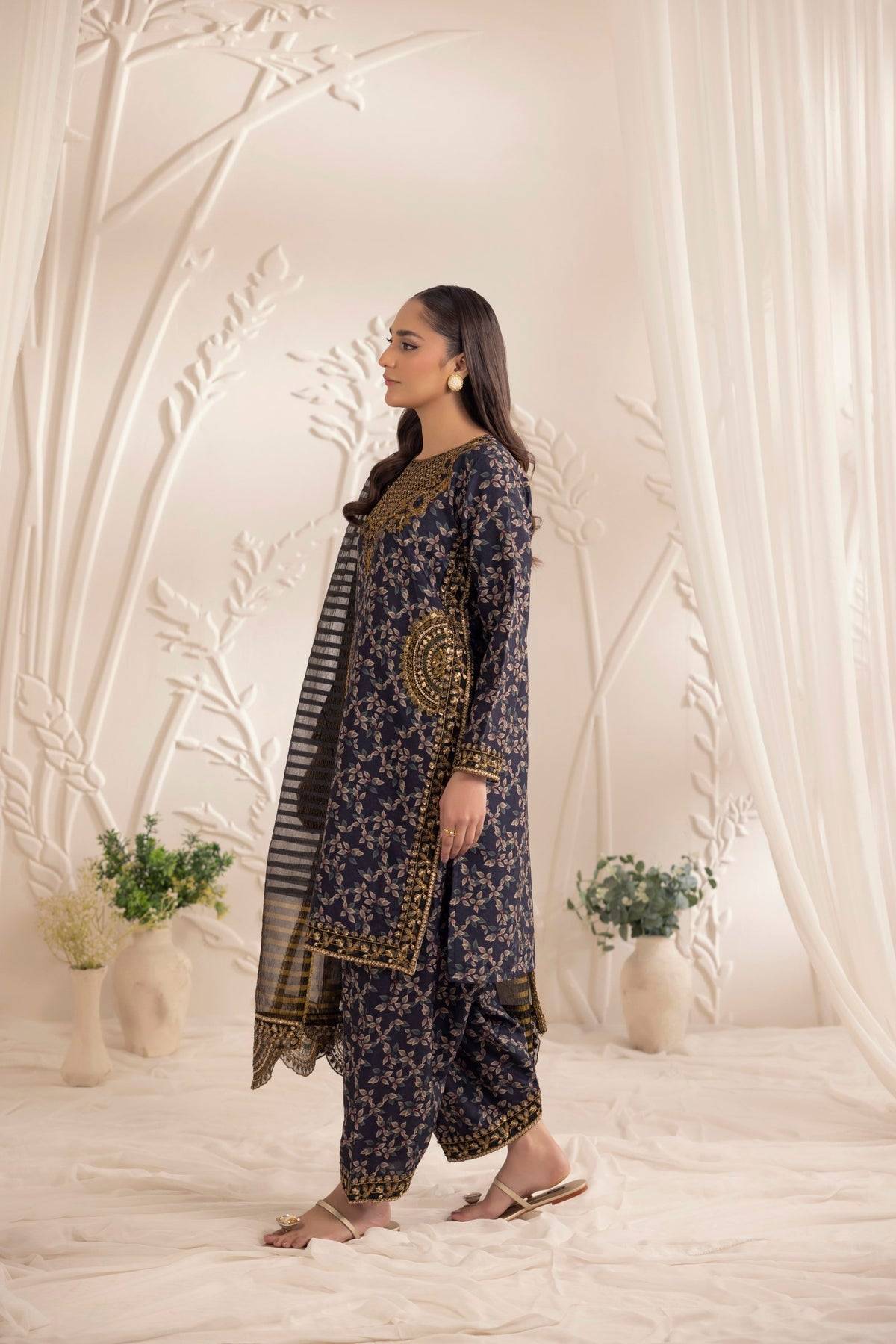 Mohagni | Tulip 25 | SPL-11 by Maria Faisal - Registered Vendor of : Mohagni - type : Ladies Clothes - 100% original wedding dresses