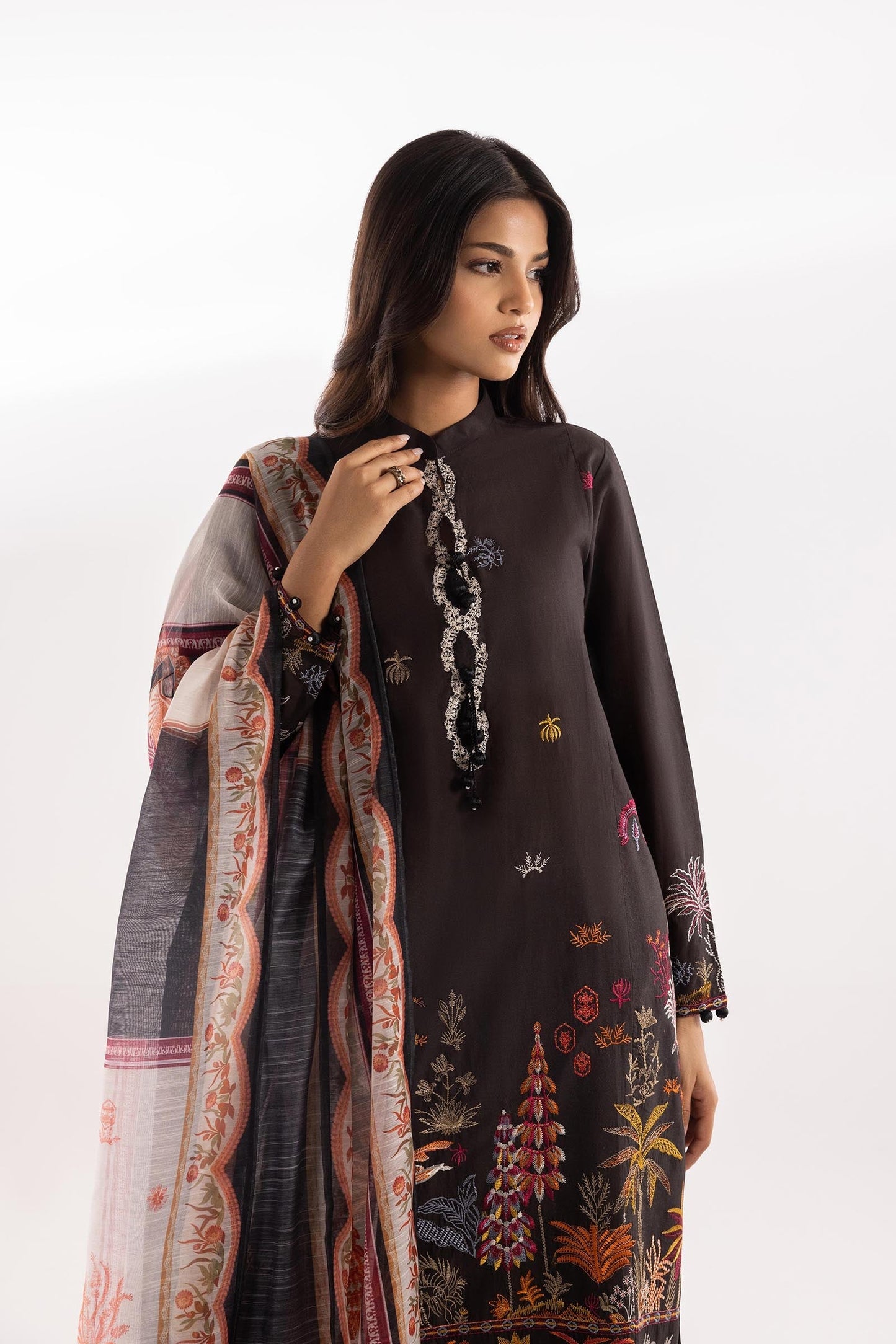 Sana Safinaz | Luxury Pret | Luxury Lawn Suit SC26MUZ220AP3 - Dress - available at Maria Faisal in UK and USA.