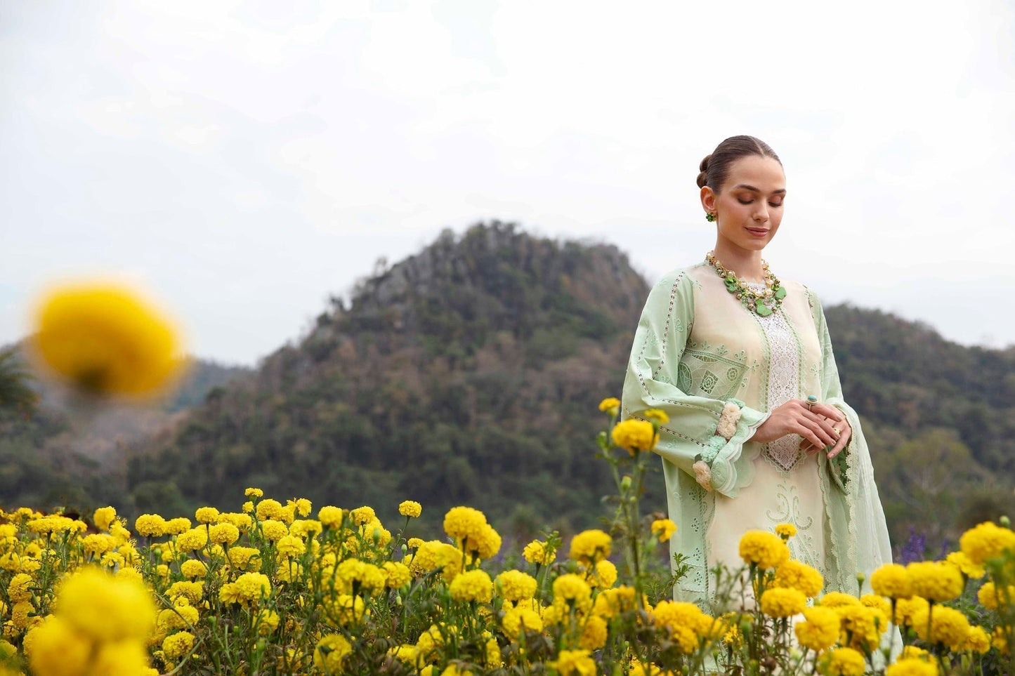 Sable Vogue | Luxury Lawn 24 | Nisa - Ladies Clothes - Maria Faisal