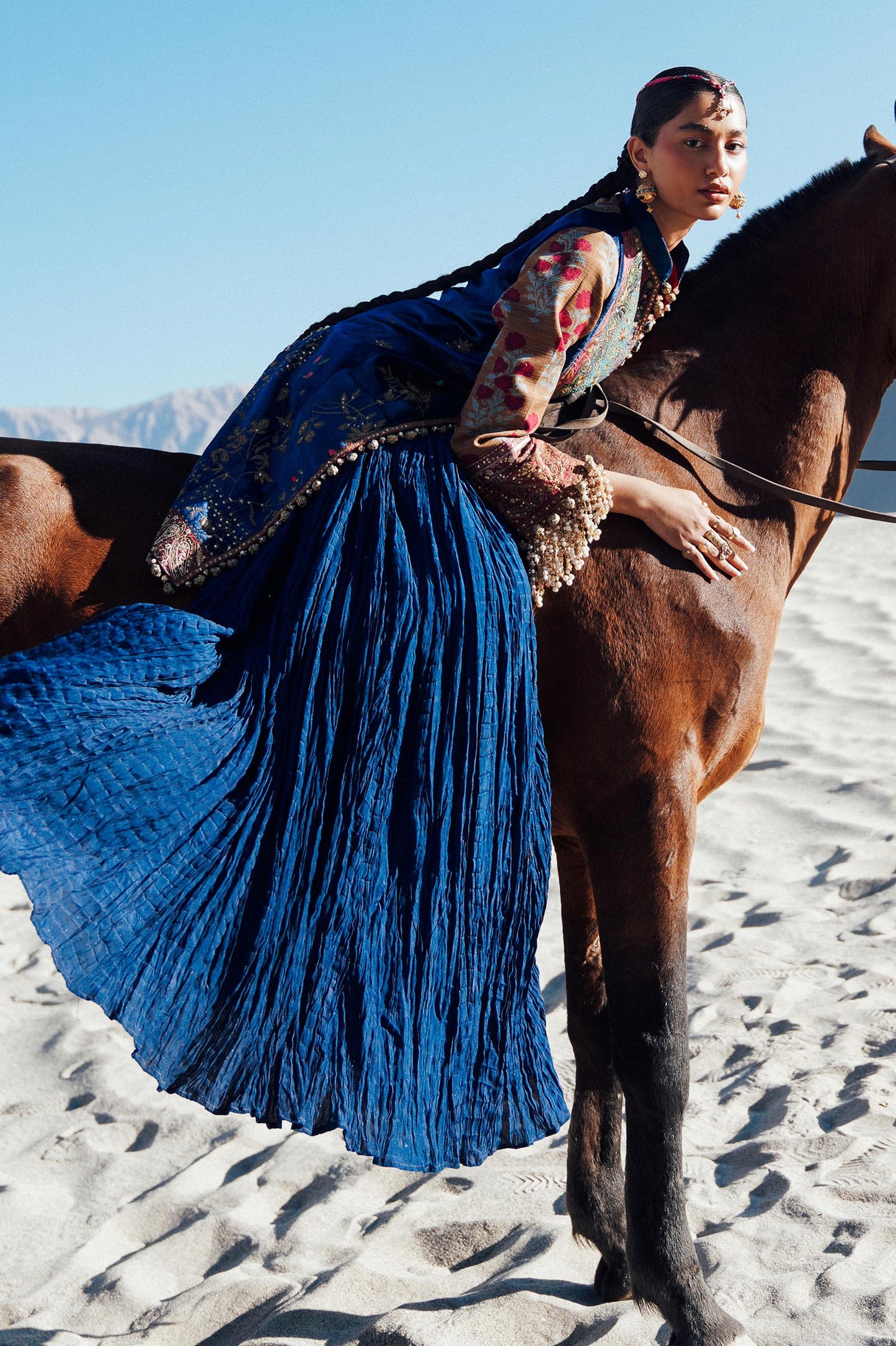 Sana Safinaz | Winter Shawl 24 | Velvet V241-001-3CP - Ladies Clothes - Maria Faisal