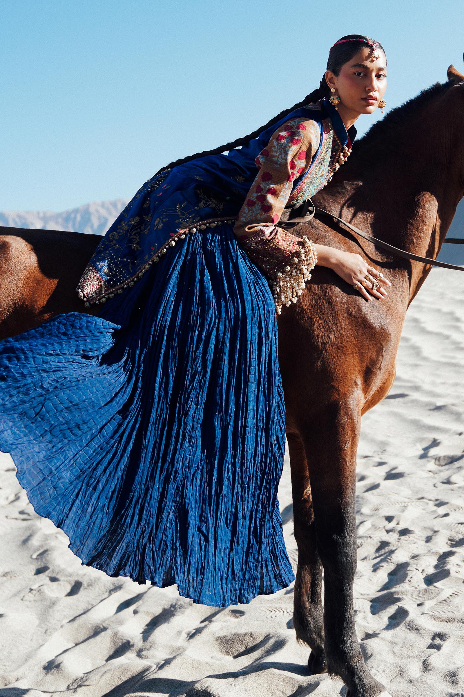 Sana Safinaz | Winter Shawl 24 | Velvet V241-001-3CP - Ladies Clothes - Maria Faisal