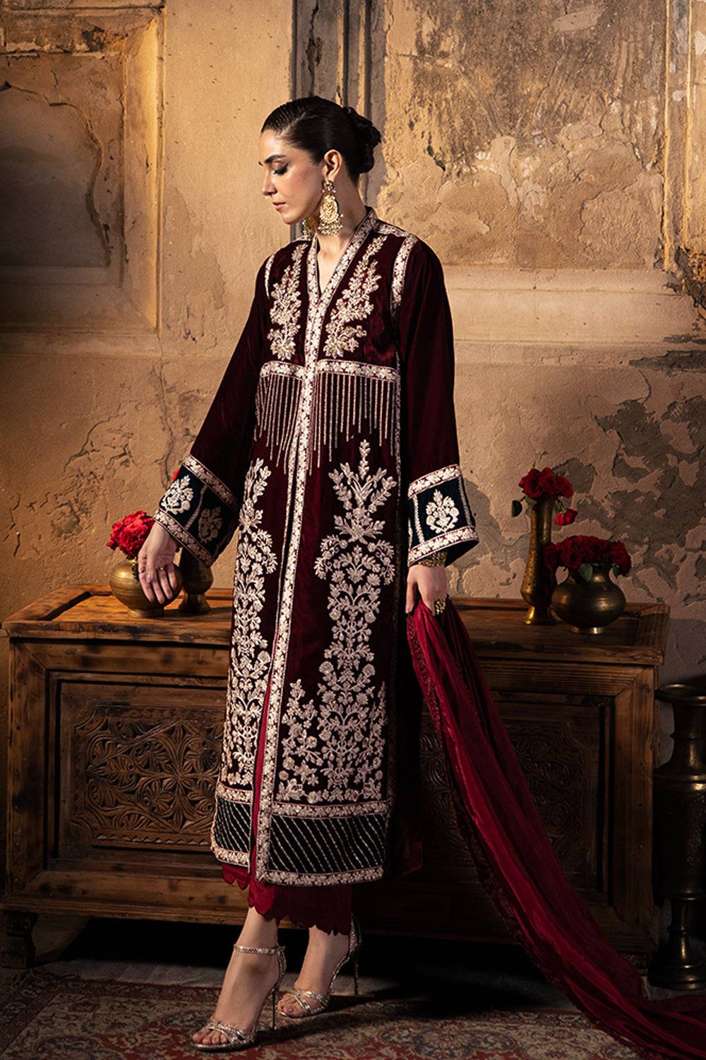 Azure | Vogue Formals | Scarlet Majesty by Maria Faisal - Registered Vendor of : Azure - type : Ladies Clothes - 100% original wedding dresses