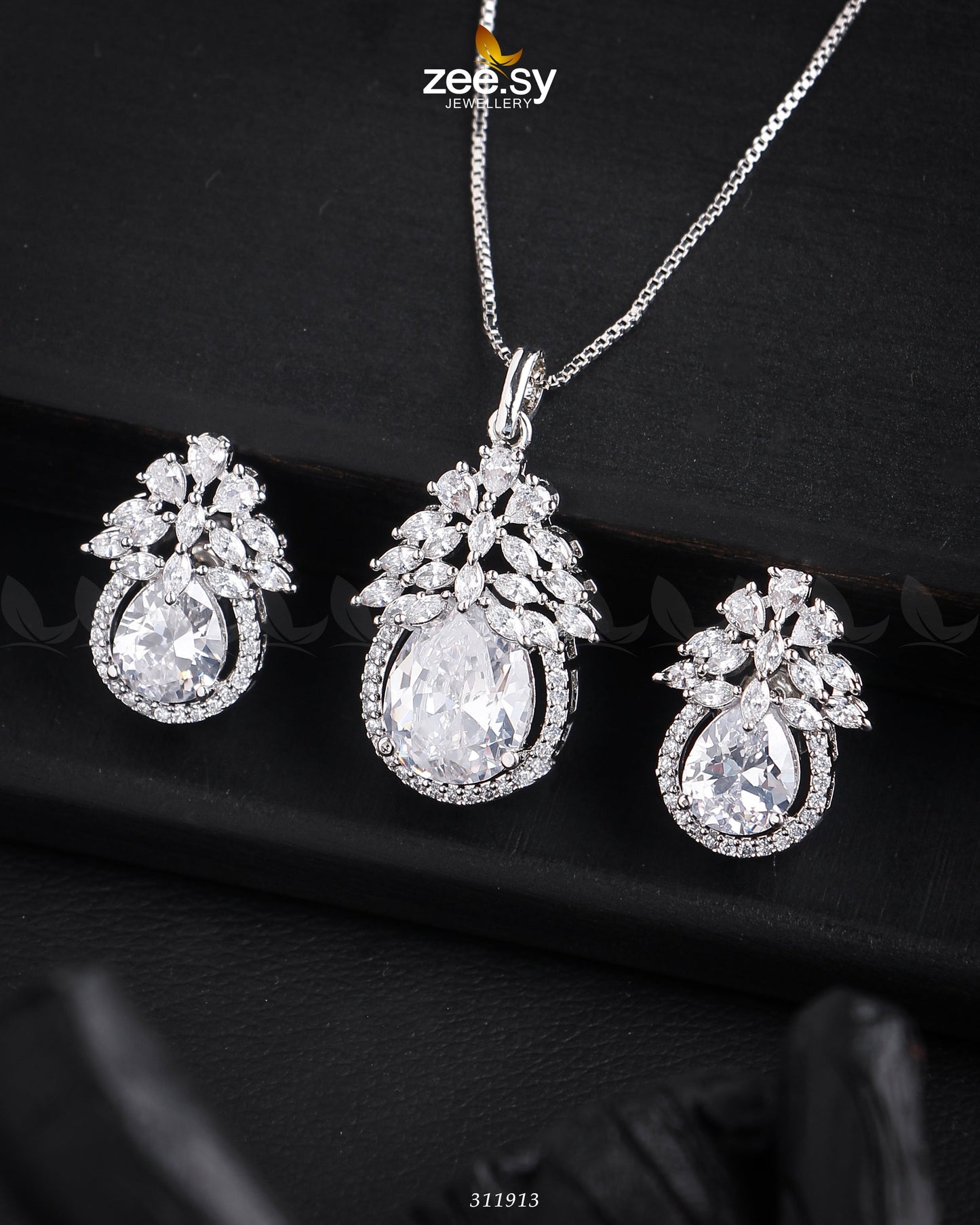 Zara's Pendant Set - Pendants