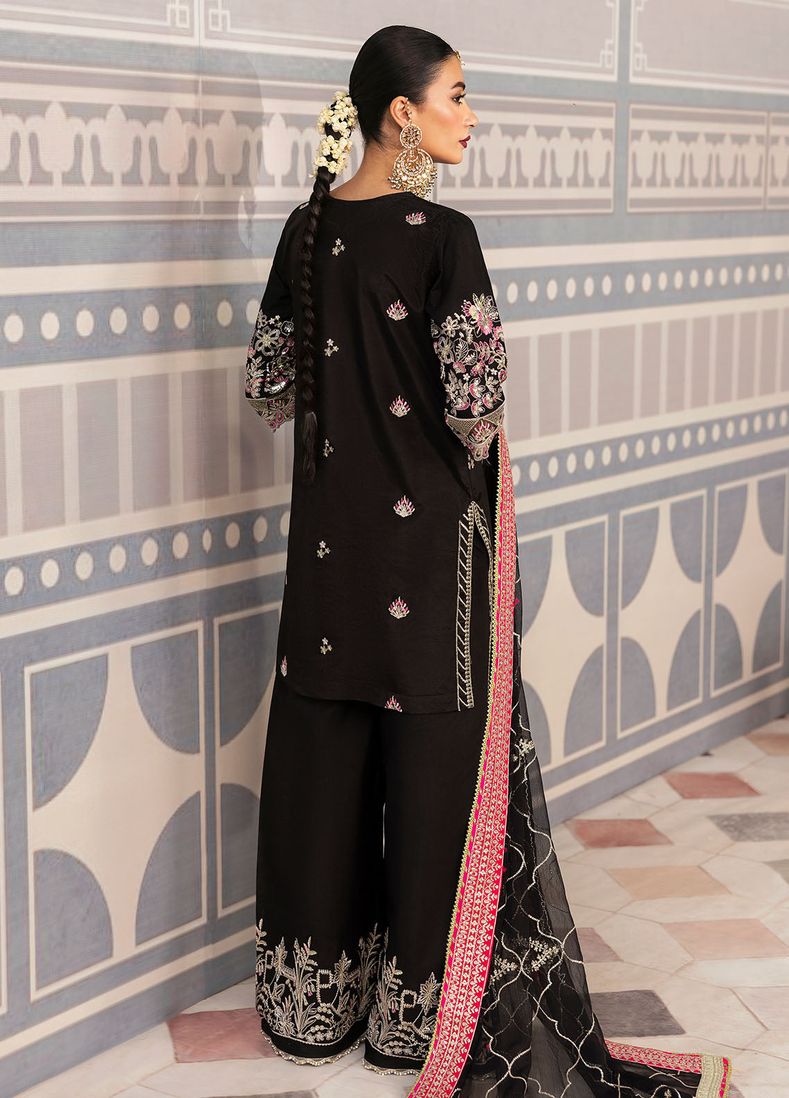 Sahane | There She Glows | TSG-01 Noir - Ladies Clothes - Maria Faisal