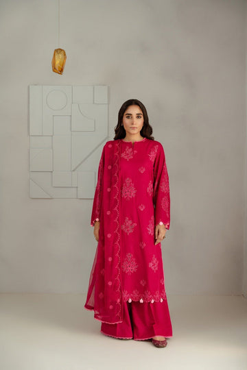 Taana Baana | Manzil Winter | B3397 - Designer Dress with Intricate embroidery and embellishments. Shop elegent wedding dress at Maria Faisal.