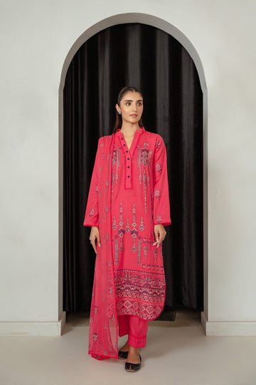 Taana Baana | Manzil Winter | S3391B - Designer Dress with Intricate embroidery and embellishments. Shop elegent wedding dress at Maria Faisal.