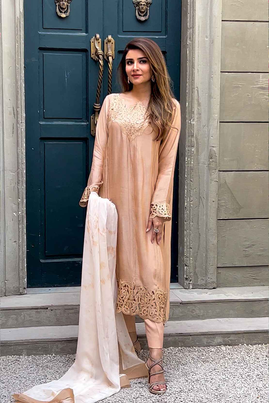 Leon | Leon Luxe Collection | NAMIA - Maria Faisal