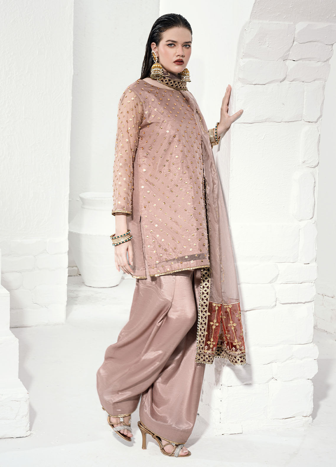 Sahane | Savoir Luxury Formals | CT-140001 Lirio - Savoir - Ladies Clothes - Maria Faisal