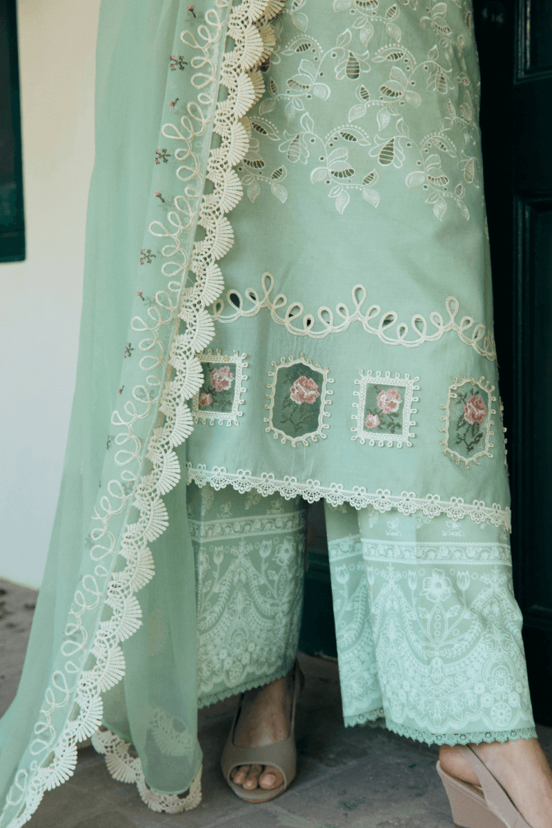 Manara | Vintage Flora 25 | MINA by Maria Faisal - Registered Vendor of : Manara - type : Ladies Clothes - 100% original wedding dresses