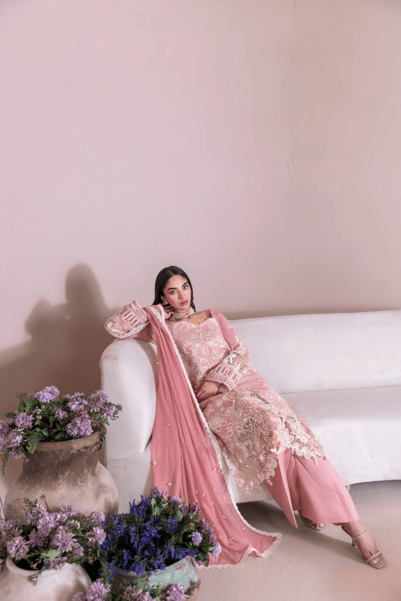 Manara | Mgrolia Garden 25 | TEAROSE by Maria Faisal - Registered Vendor of : Manara - type : Ladies Clothes - 100% original wedding dresses