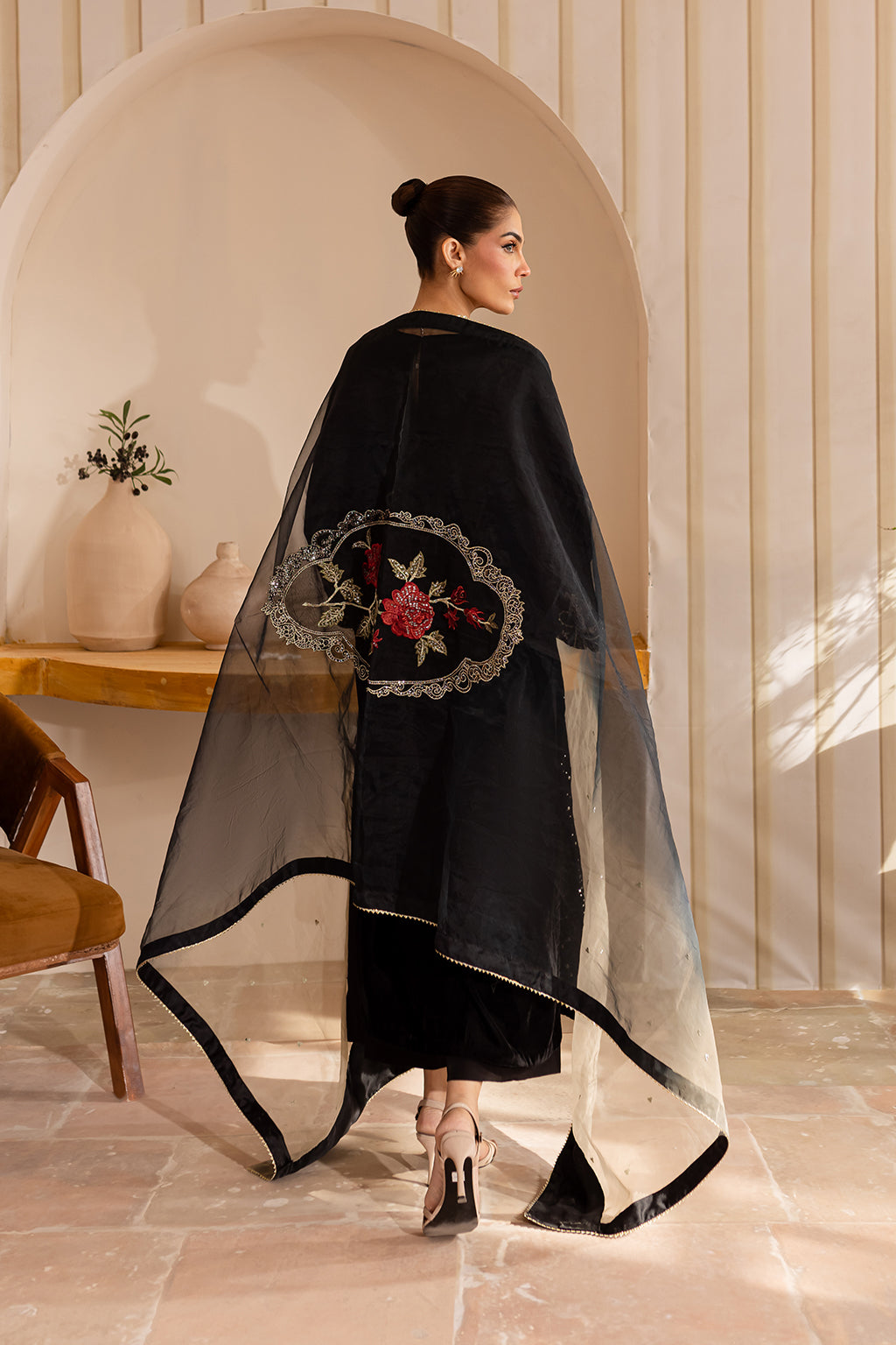 Vanya | Velvet Formals 24 |  KV-51 - Ladies Clothes - Maria Faisal