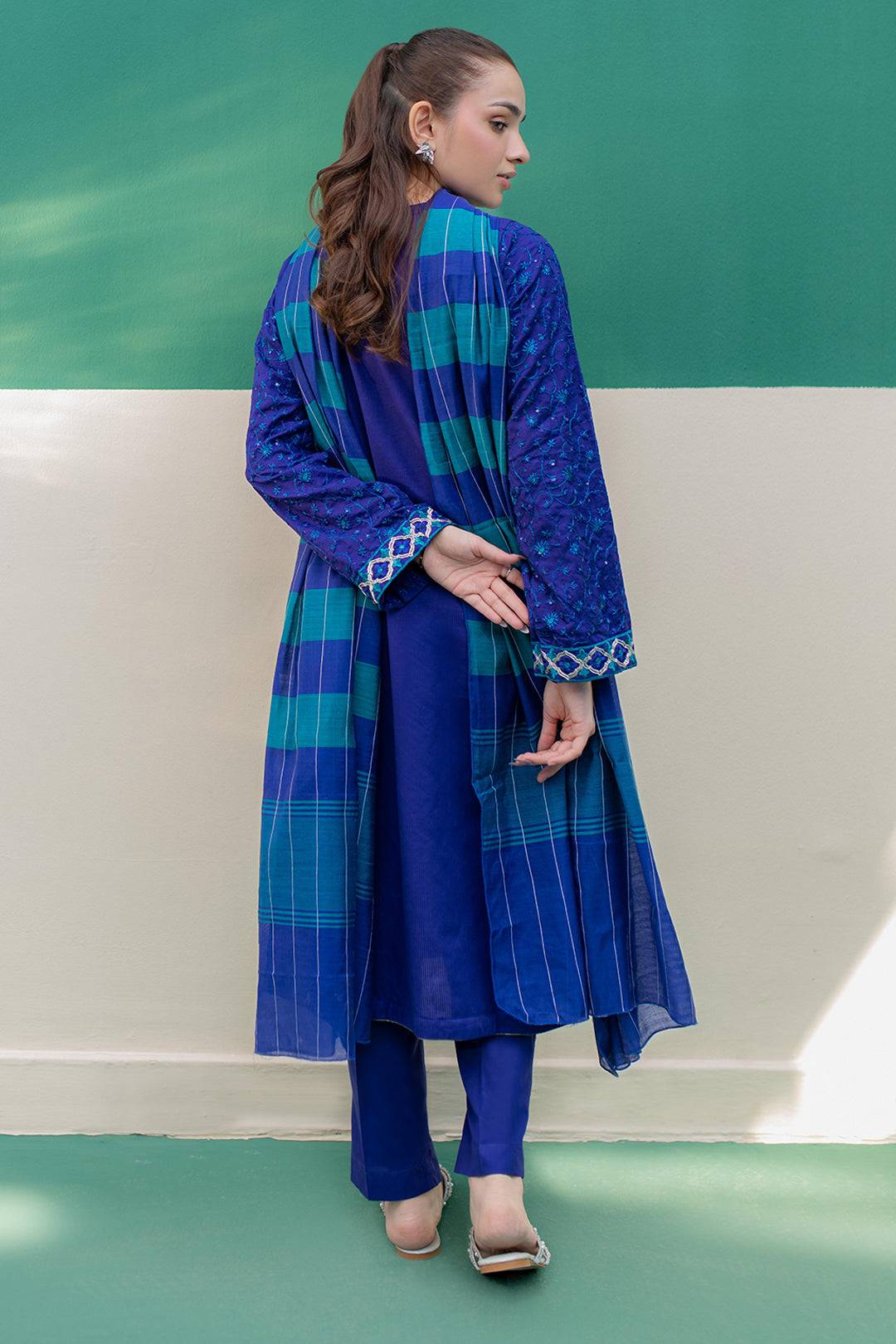 Zellbury | Summer Pret | Embroidered Kurta Dupatta Trouser - 2004 by Maria Faisal - Registered Vendor of : Zellbury Women - type : Signature Pret - 100% original wedding dresses