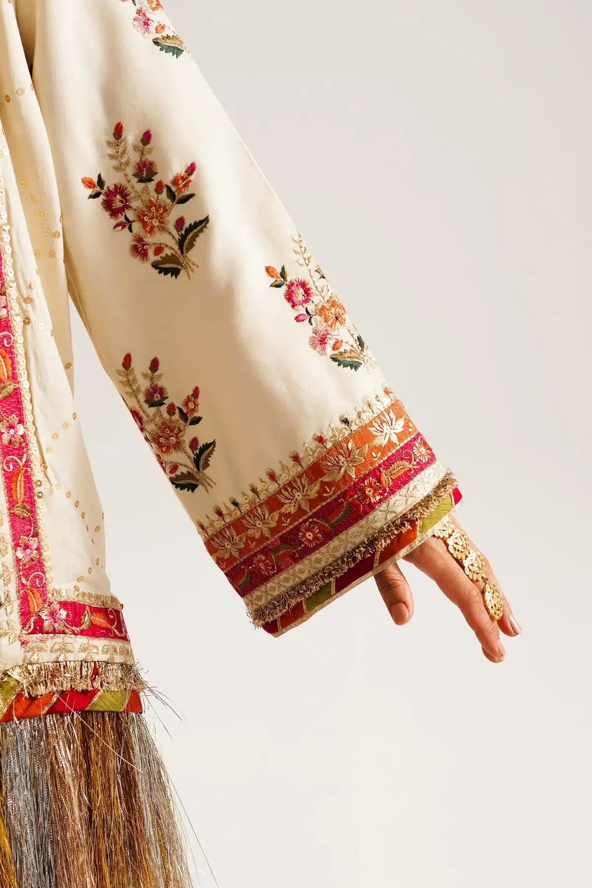 Zara ShahJahan | Winter Shawl 23 |