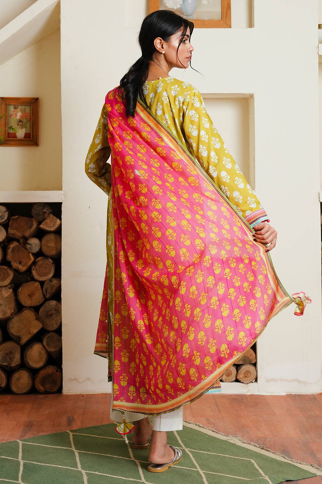 Zellbury | Unstitched 2 Piece Cambric | Shirt Dupatta - 0089 by Maria Faisal - Registered Vendor of : Zellbury Women - type : Essential Unstitched - 100% original wedding dresses