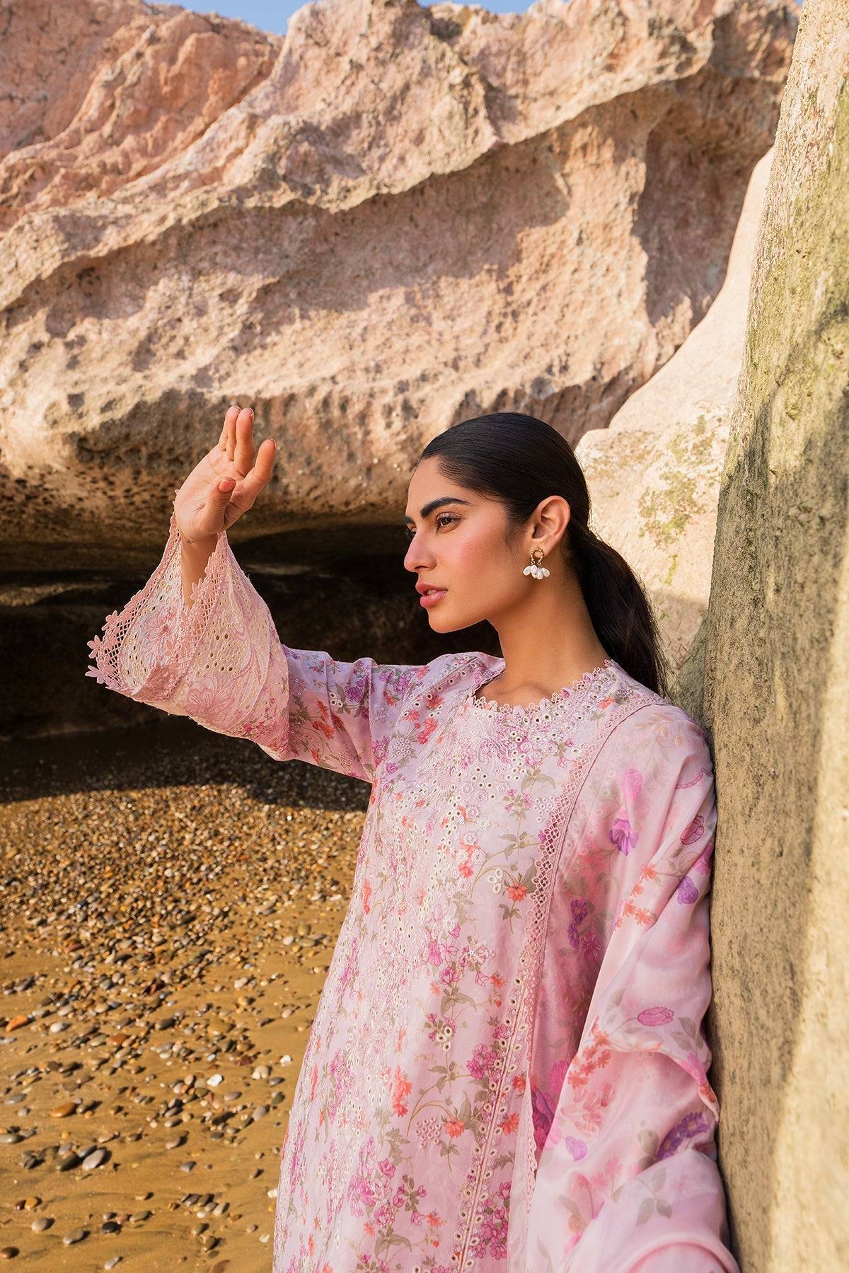 Afrozeh | Endless Summer | Zar by Maria Faisal - Registered Vendor of : Afrozeh - type : Ladies Clothes - 100% original wedding dresses