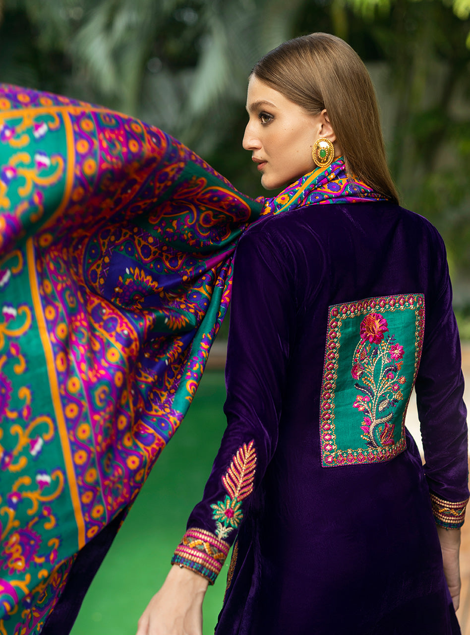 Zainab Chottani | Makhmal Luxe Pret | Habibeh - Ladies Clothes - Maria Faisal